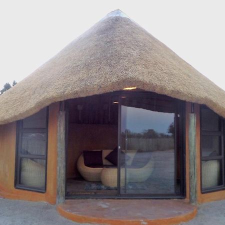 Ongula Village Homestead Lodge Omupumba Δωμάτιο φωτογραφία
