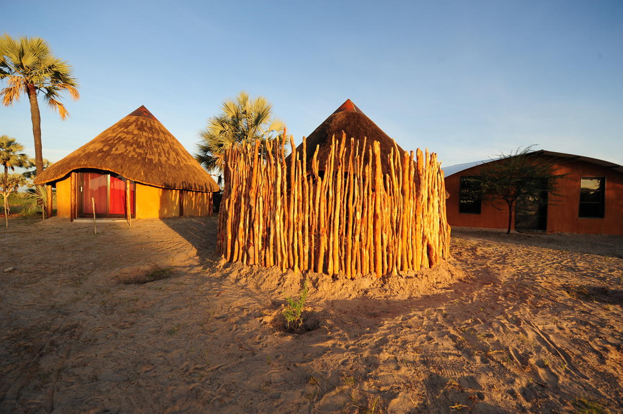 Ongula Village Homestead Lodge Omupumba Εξωτερικό φωτογραφία