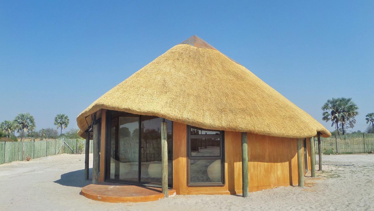 Ongula Village Homestead Lodge Omupumba Δωμάτιο φωτογραφία